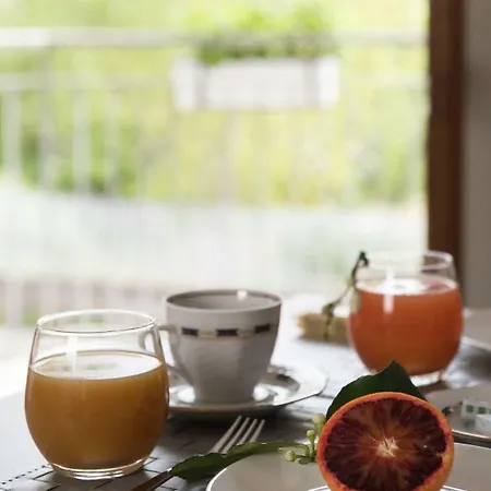 Couette-café At Pompéi
